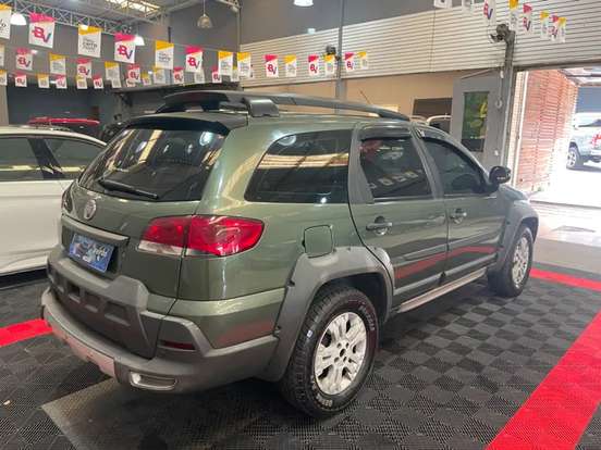 FIAT-PALIO-1.8 MPI ADVENTURE WEEKEND 16V FLEX 4P MANUAL FIAT-PALIO-2010