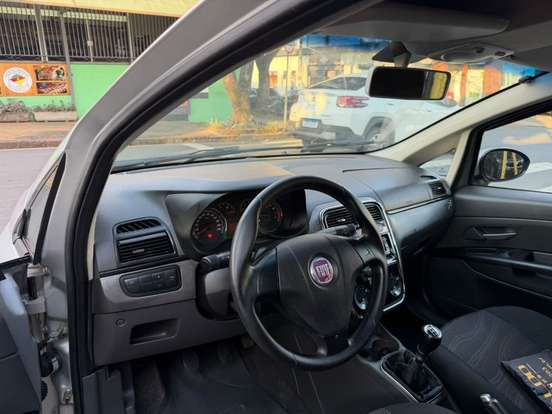 FIAT-PUNTO-2009