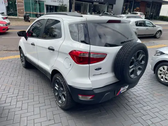 FORD-ECOSPORT-2017
