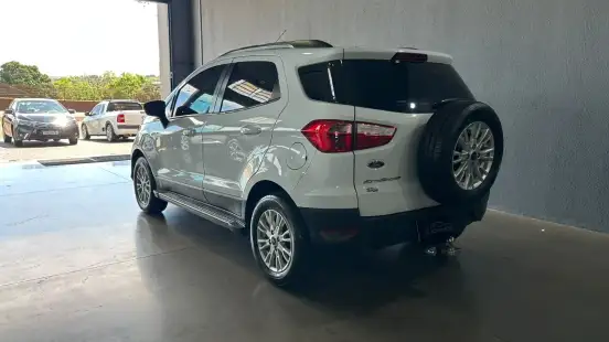 FORD-ECOSPORT-2015