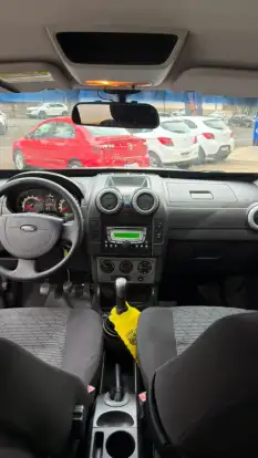 FORD-ECOSPORT-2010