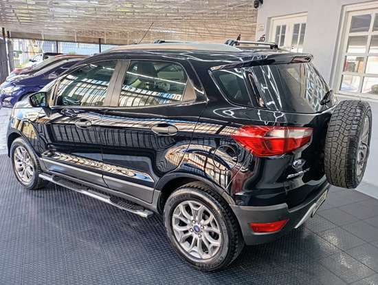 FORD-ECOSPORT-2015
