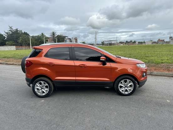 FORD-ECOSPORT-2.0 TITANIUM 16V FLEX 4P MANUAL FORD-ECOSPORT-2013
