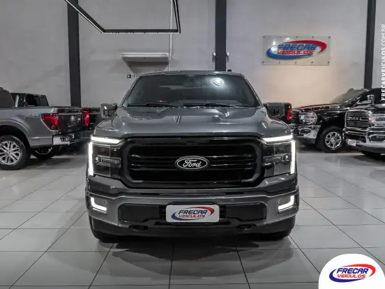 FORD-F-150-5.0 V8 GASOLINA CD LARIAT BLACK FX4 AUTOMÁTICO FORD-F-150-2024