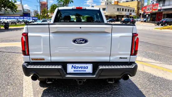 FORD-F-150-2025