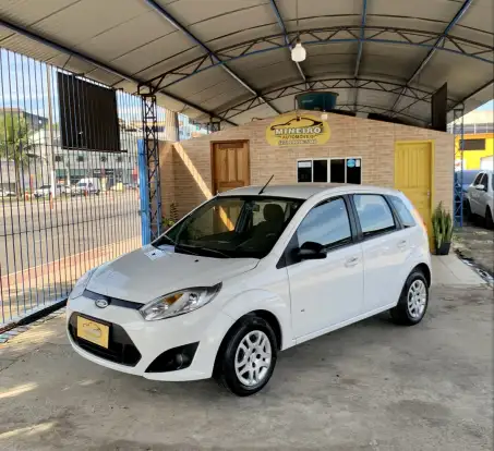 FORD-FIESTA-2013