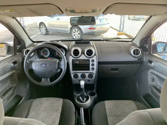 FORD-FIESTA-2013