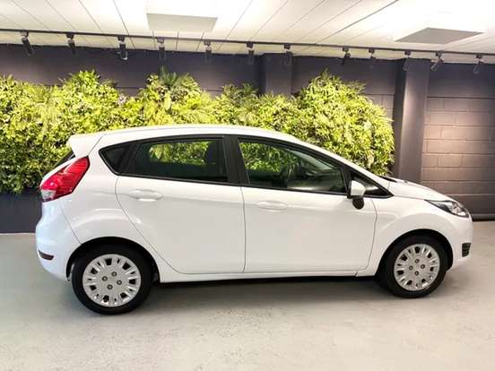 FORD-FIESTA-1.5 SE HATCH 16V FLEX 4P MANUAL FORD-FIESTA-2015