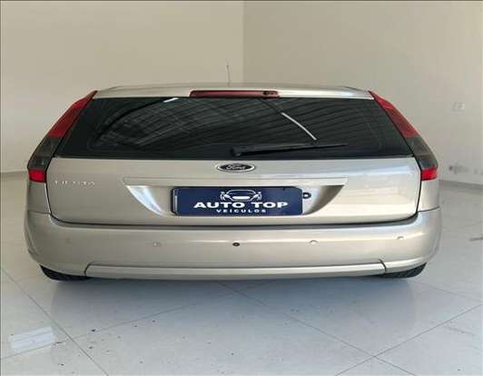 FORD-FIESTA-2014