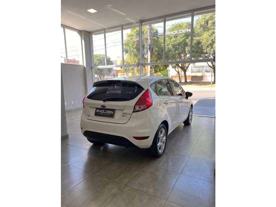 FORD-FIESTA-2017
