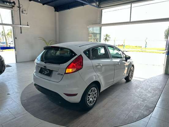 FORD-FIESTA-2018