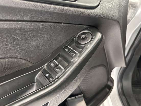 FORD-FIESTA-2018