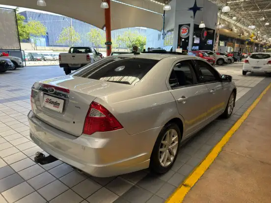 FORD-FUSION-2011