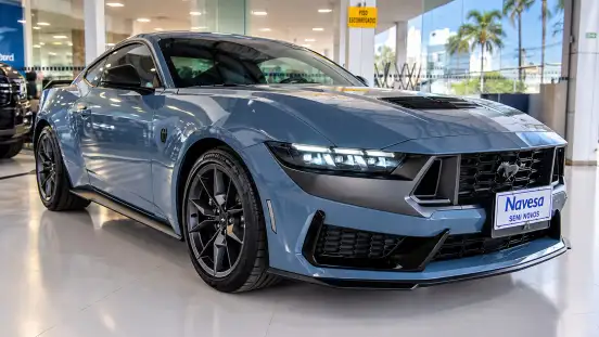 FORD-MUSTANG-2025