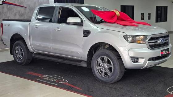 FORD RANGER 2.2 XLS 4X4 CD 16V DIESEL 4P AUTOMÁTICO