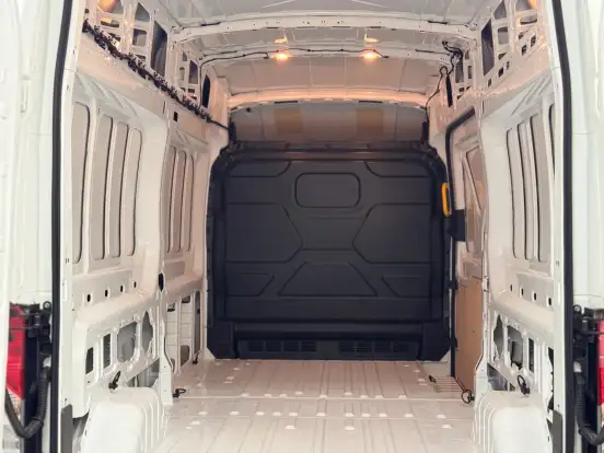 FORD-TRANSIT-2025