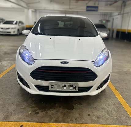 FORD-FIESTA-2015