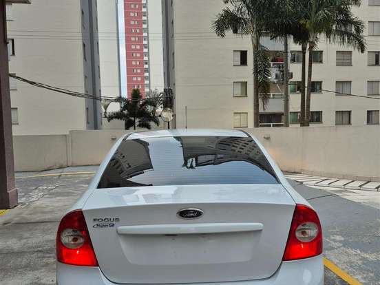 FORD-FOCUS-1.6 GLX SEDAN 16V FLEX 4P MANUAL FORD-FOCUS-2013