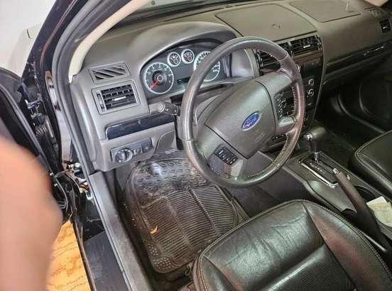 FORD-FUSION-2007