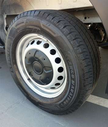 FORD-TRANSIT-2024