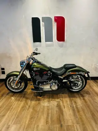 HARLEY-DAVIDSON SOFTAIL FAT BOY 114 