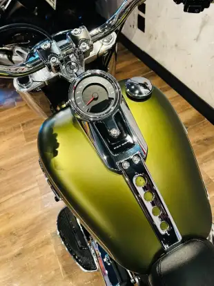 HARLEY-DAVIDSON-SOFTAIL FAT BOY 114-2022