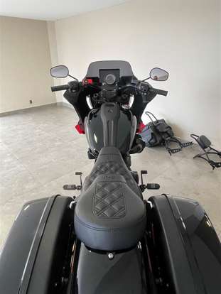 HARLEY-DAVIDSON-LOW RIDER ST-2025