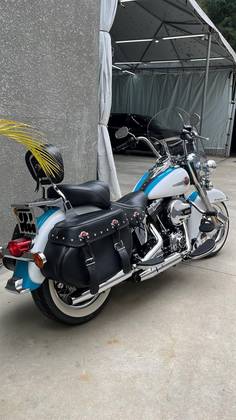 HARLEY-DAVIDSON SOFTAIL HERITAGE CLASSIC 