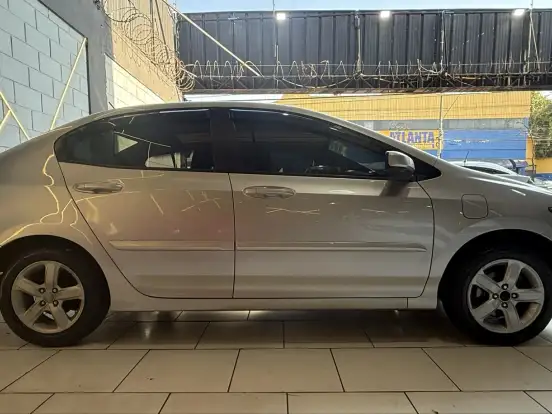 HONDA-CITY-1.5 DX 16V FLEX 4P AUTOMÁTICO HONDA-CITY-2011