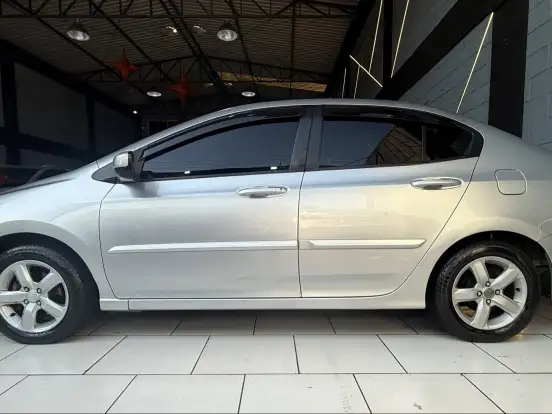 HONDA-CITY-1.5 DX 16V FLEX 4P AUTOMÁTICO HONDA-CITY-2011