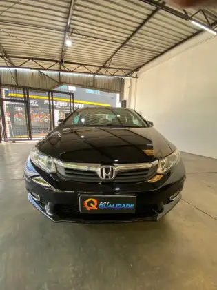 HONDA CIVIC 1.8 LXS 16V FLEX 4P AUTOMÁTICO