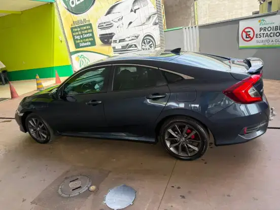 HONDA-CIVIC-2021