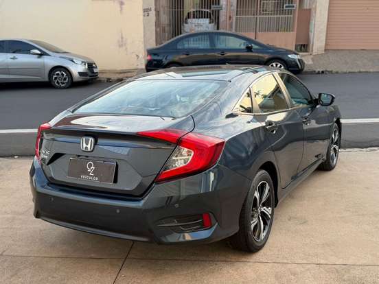 HONDA-CIVIC-2018