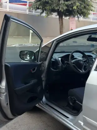 HONDA-FIT-2013
