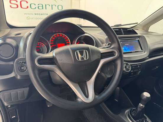 HONDA-FIT-1.4 DX 16V FLEX 4P MANUAL HONDA-FIT-2013