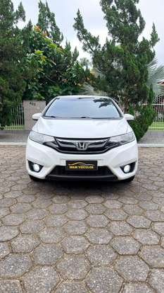 HONDA-FIT-2015