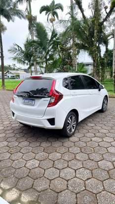 HONDA-FIT-2015