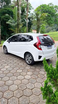 HONDA-FIT-2015