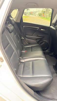 HONDA-FIT-2015