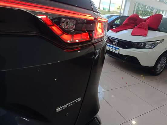 HONDA-HR-V-2024