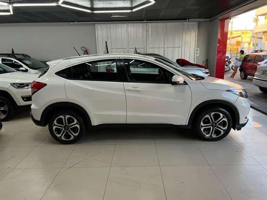 HONDA-HR-V-2016