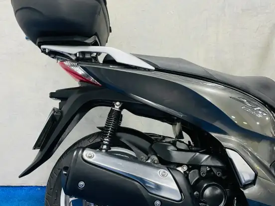 HONDA-SH 300i HONDA-SH 300i-2016