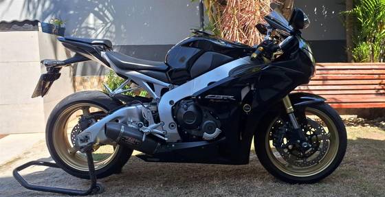 HONDA CBR 1000RR FIREBLADE 