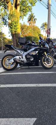 HONDA-CBR 1000RR FIREBLADE-2010