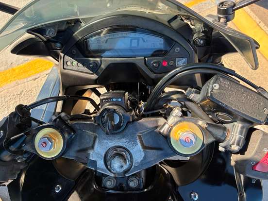 HONDA-CBR 600F HONDA-CBR 600F-2012