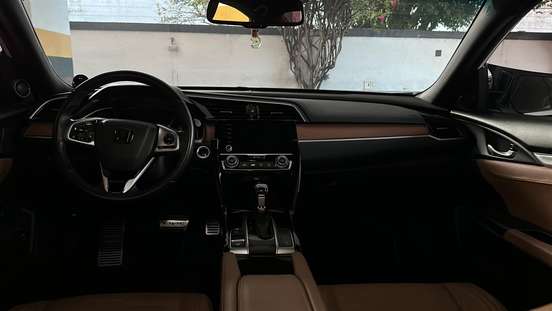 HONDA-CIVIC-2021