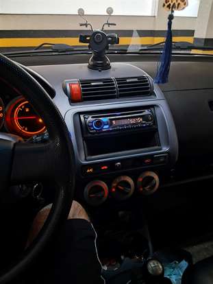 HONDA-FIT-2008