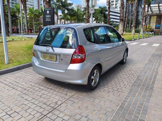 HONDA-FIT-2007