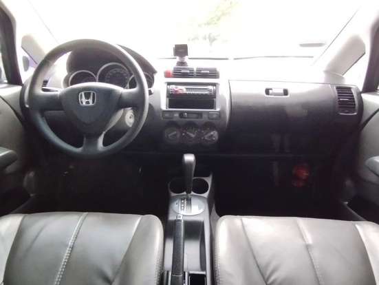 HONDA-FIT-2004