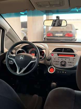 HONDA-FIT-2012